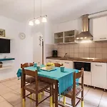 Apartman With Parking Space Valbandon, - 7227 Fažana